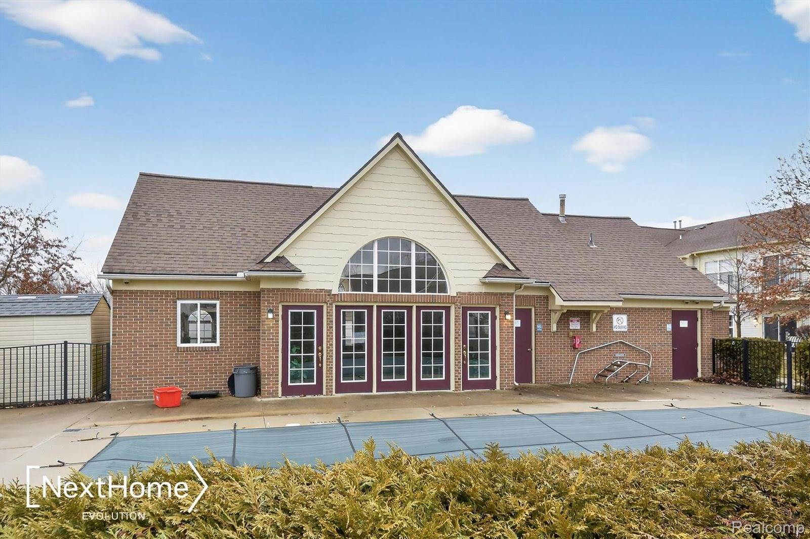 9627 Lakeside Drive, YpsilantiCharterTownship_Washtenaw, MI 48197