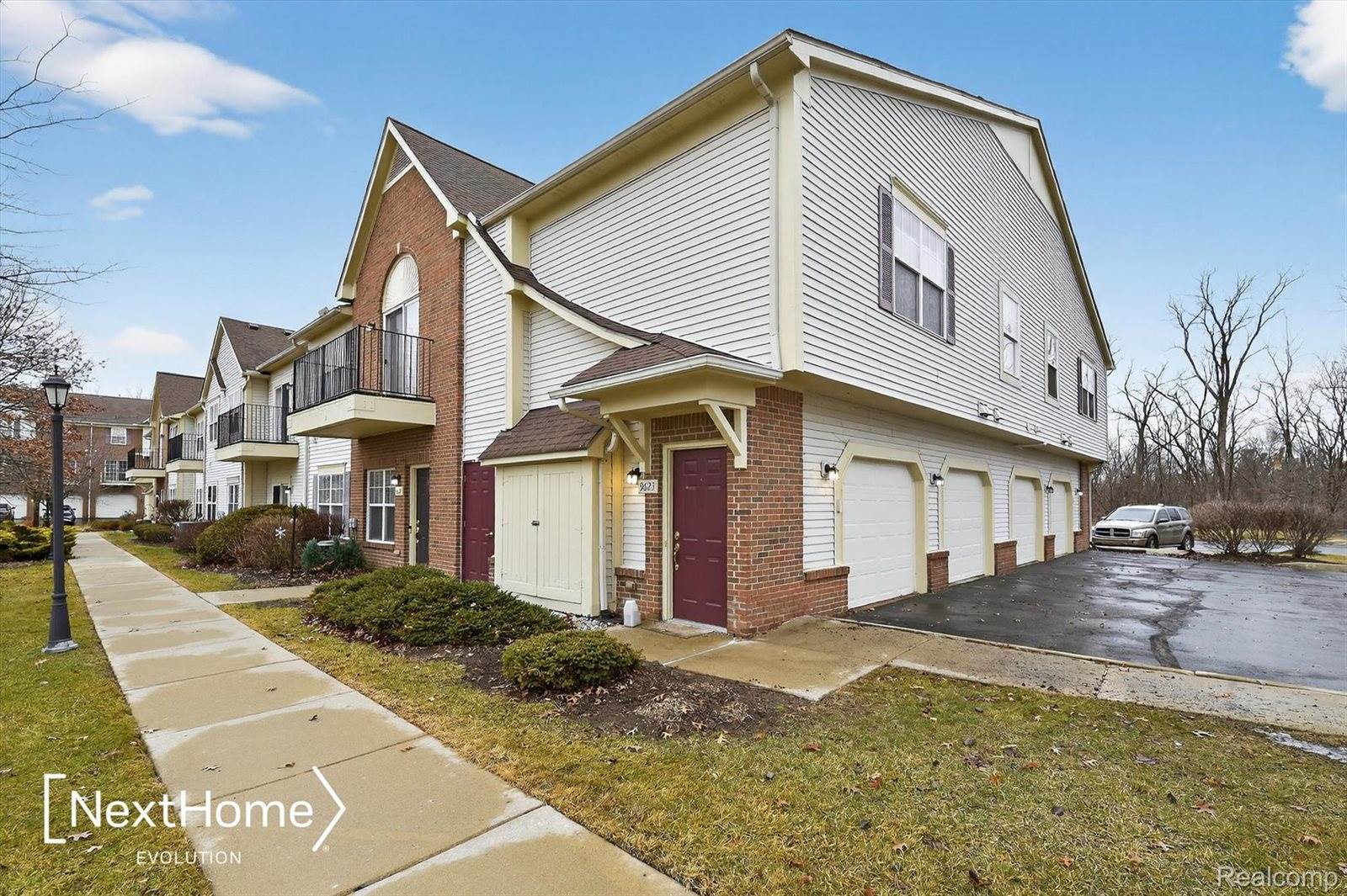 9627 Lakeside Drive, YpsilantiCharterTownship_Washtenaw, MI 48197