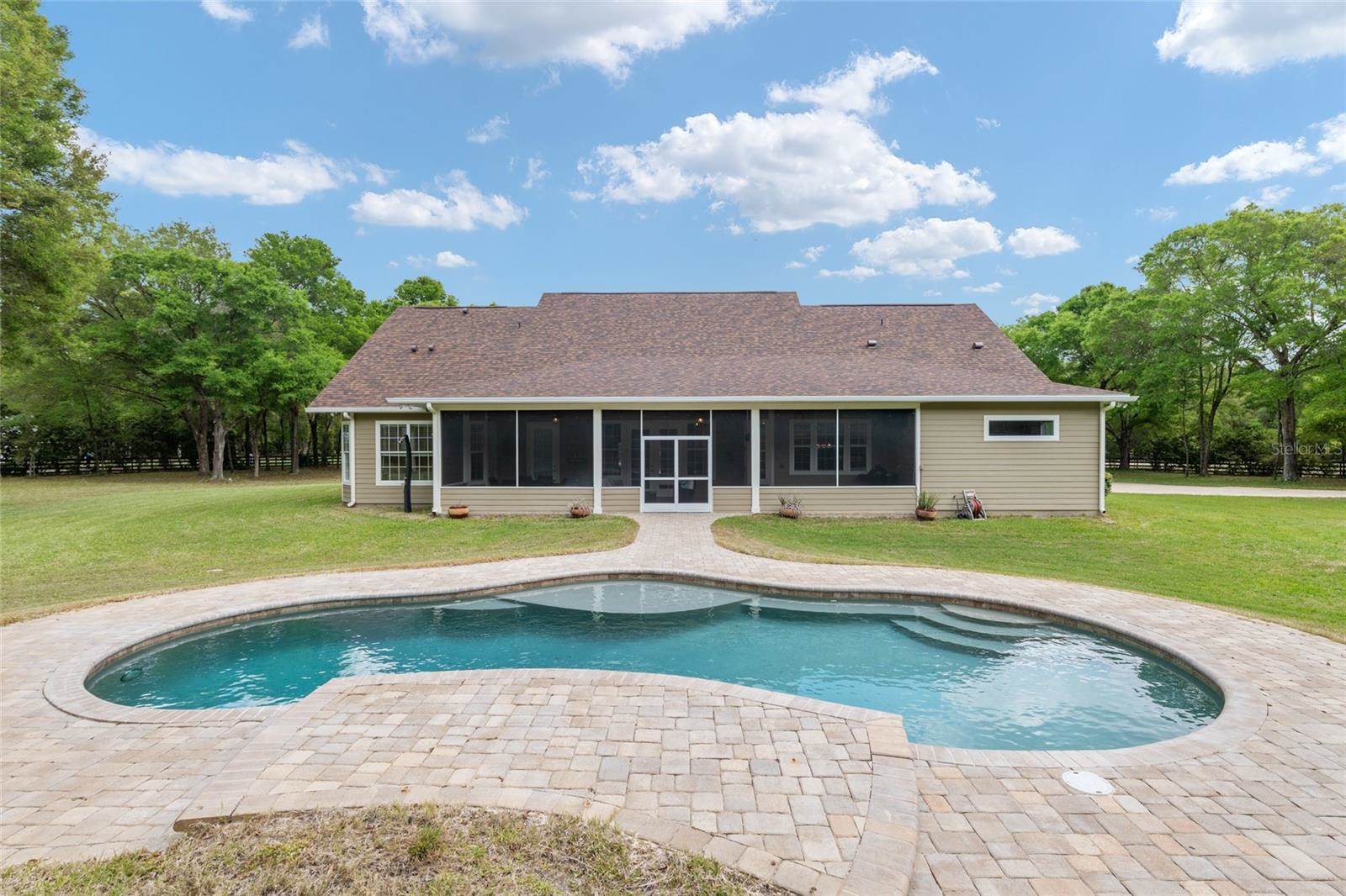 4318 SW 182ND Drive, Newberry, FL 32669