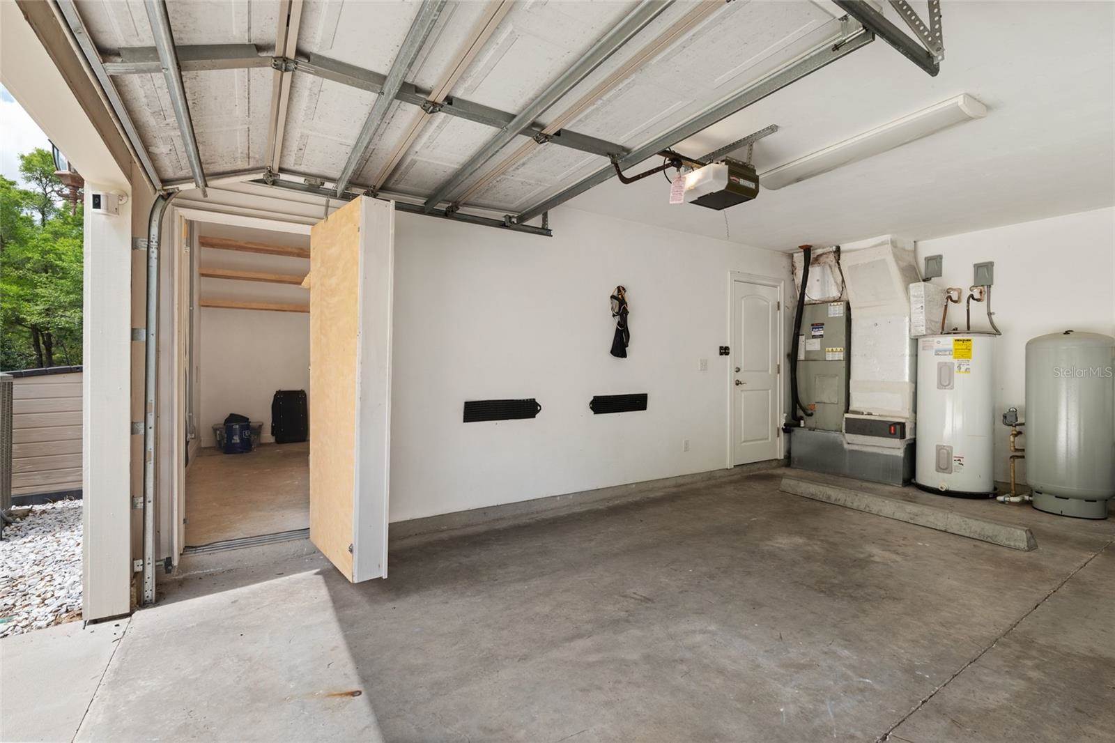 4318 SW 182ND Drive, Newberry, FL 32669