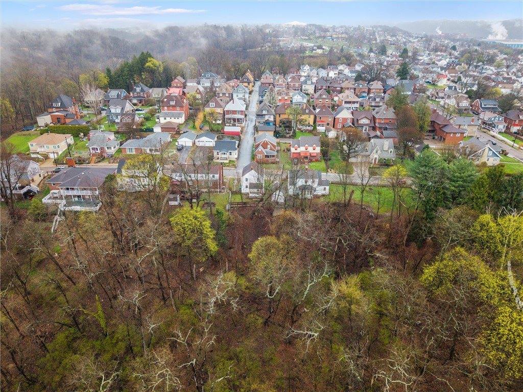 1107 Constitution Street, Tarentum, PA 15084