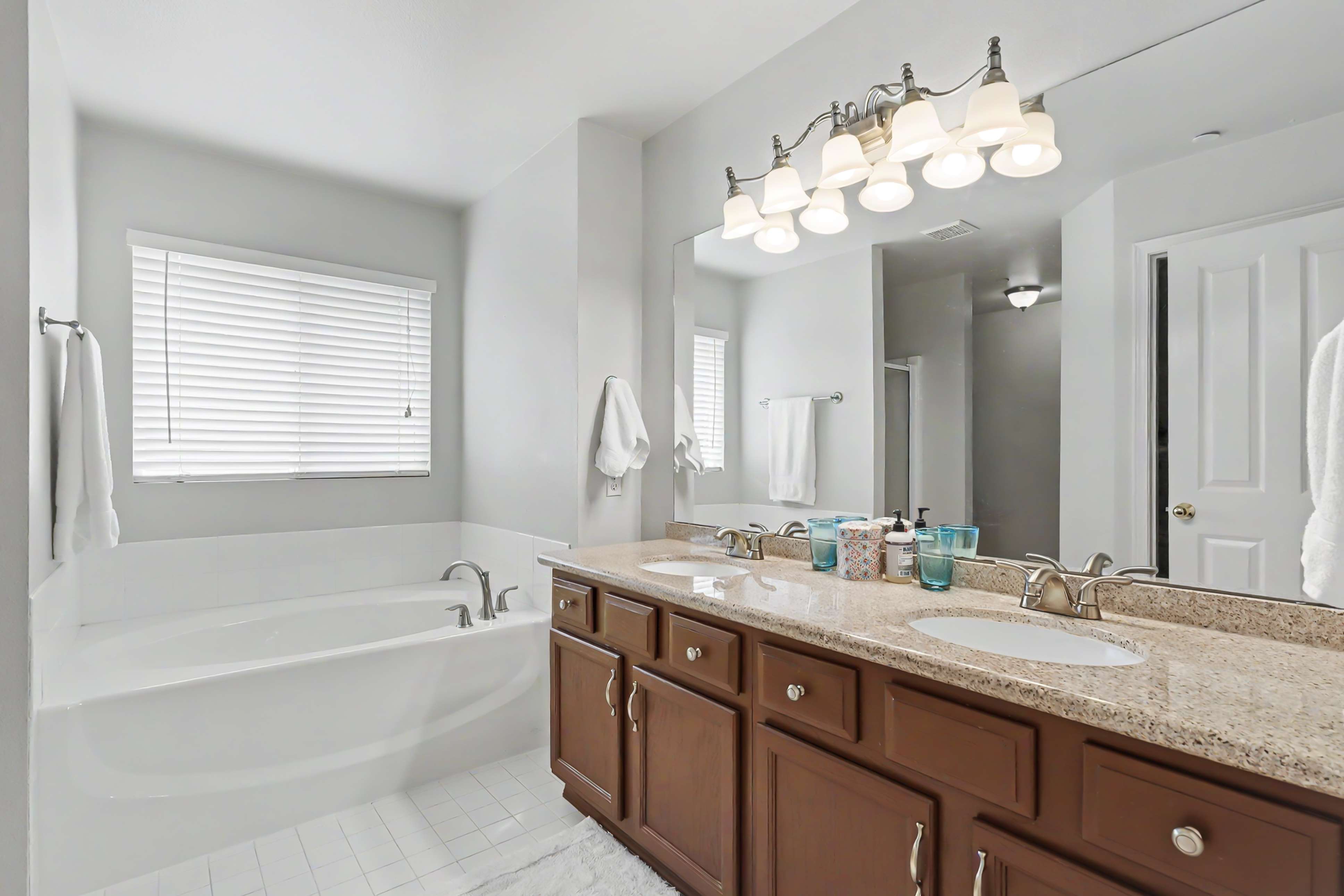 1846 Fisher St, DuPont, WA 98327