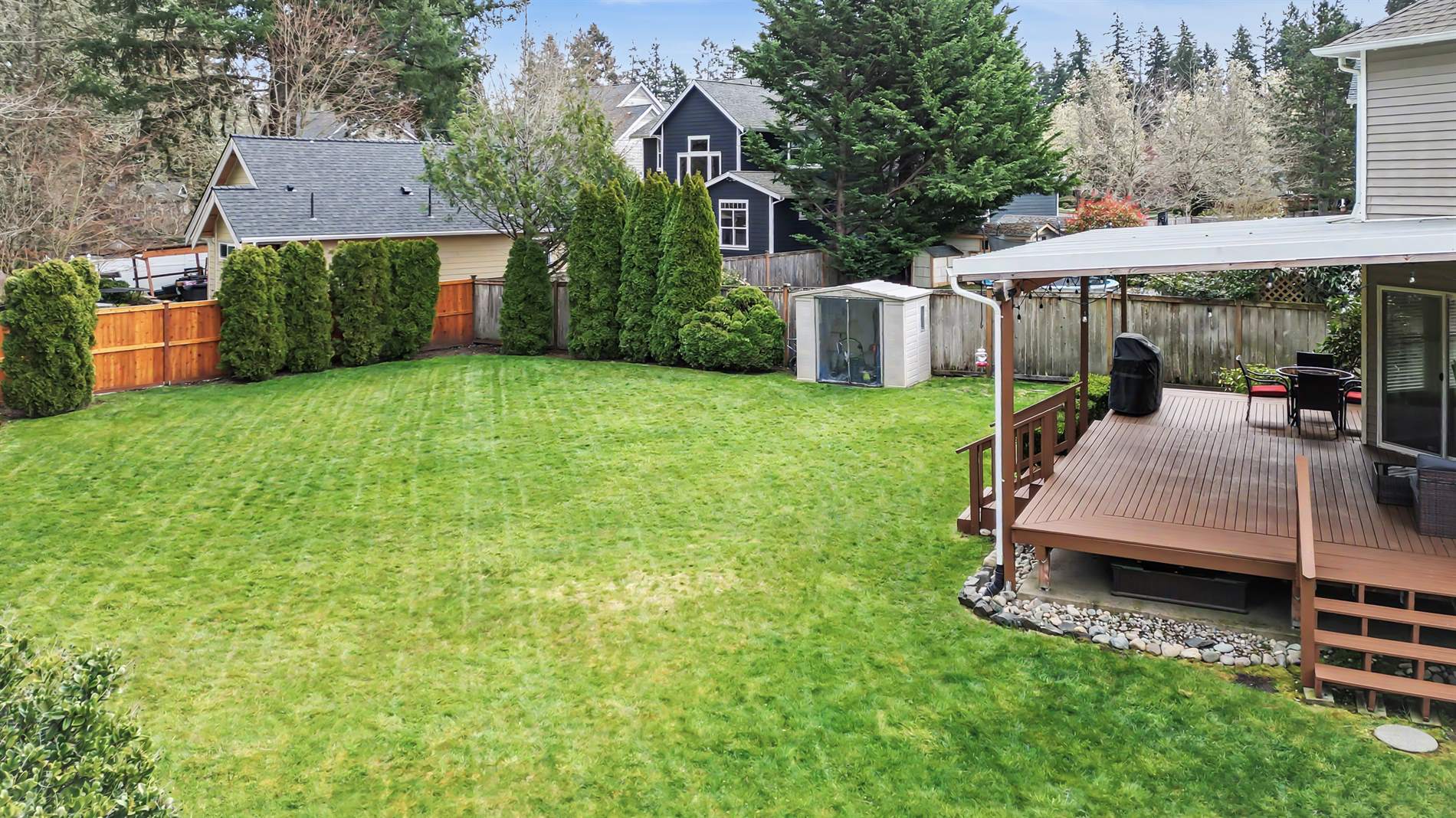 1846 Fisher St, DuPont, WA 98327