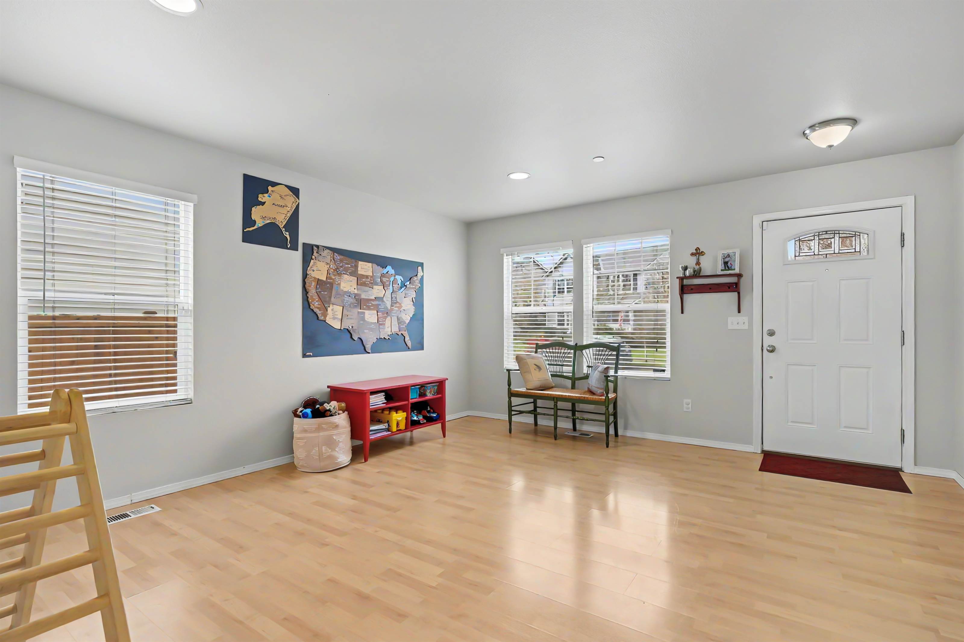 1846 Fisher St, DuPont, WA 98327