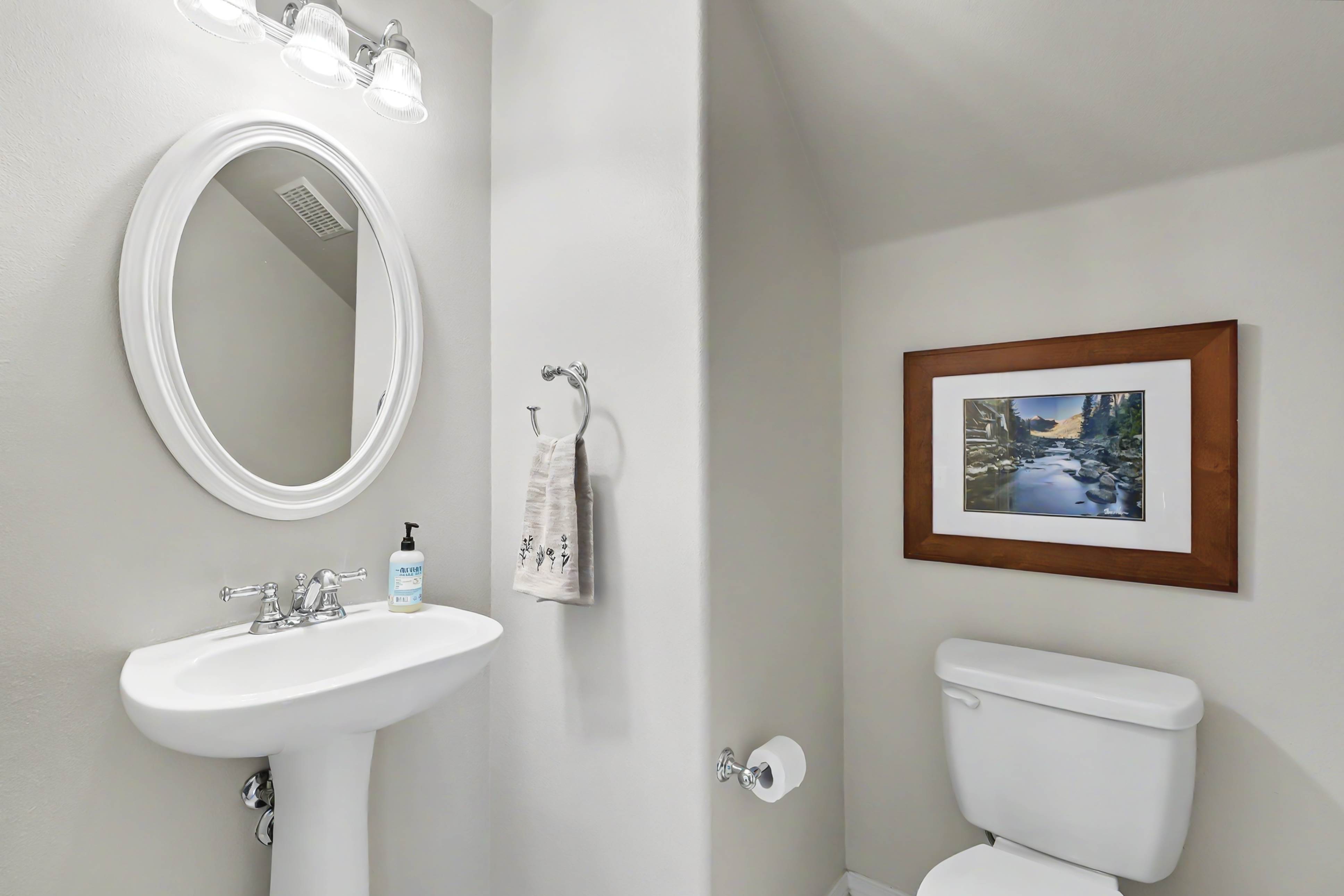 1846 Fisher St, DuPont, WA 98327