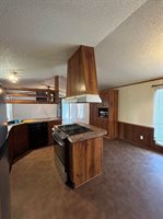 1513 East Idlewild Dr, Wichita, KS 67216