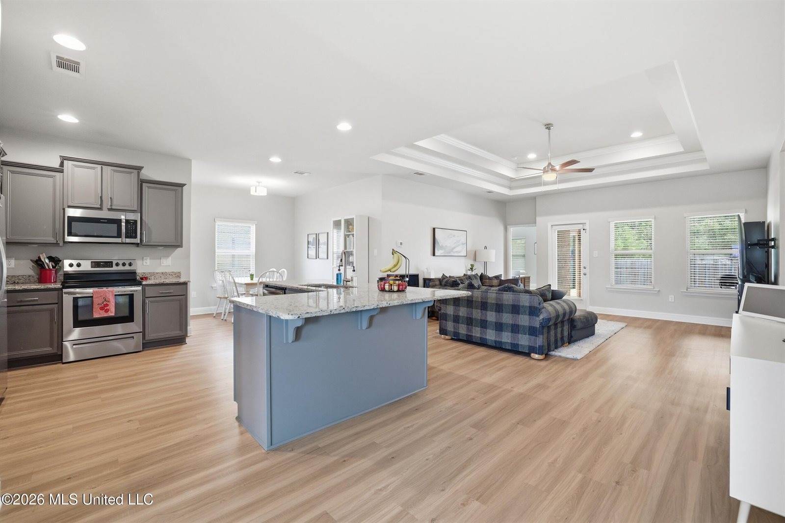 6864 Sweetclover Drive, Ocean Springs, MS 39564