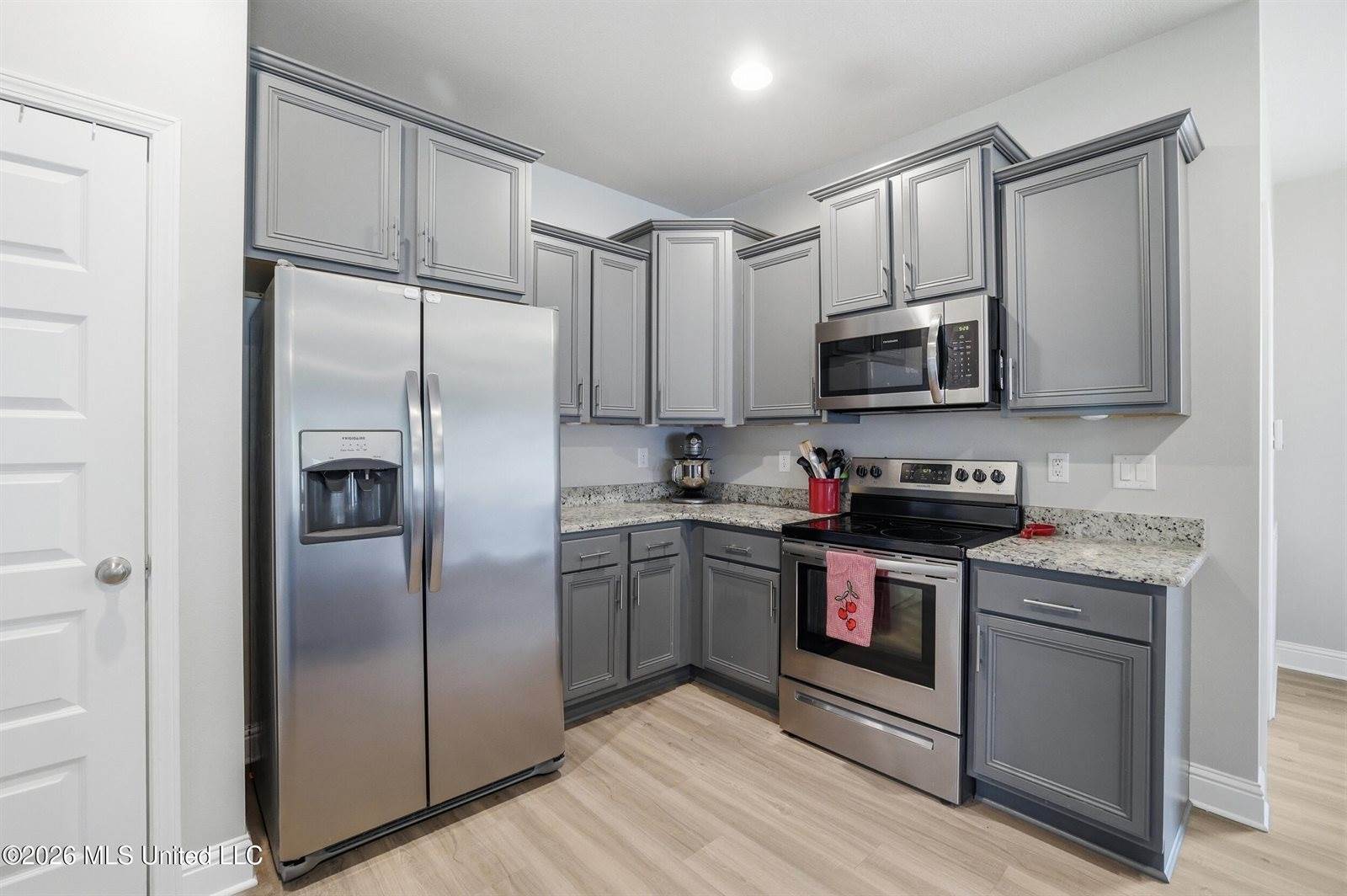 6864 Sweetclover Drive, Ocean Springs, MS 39564