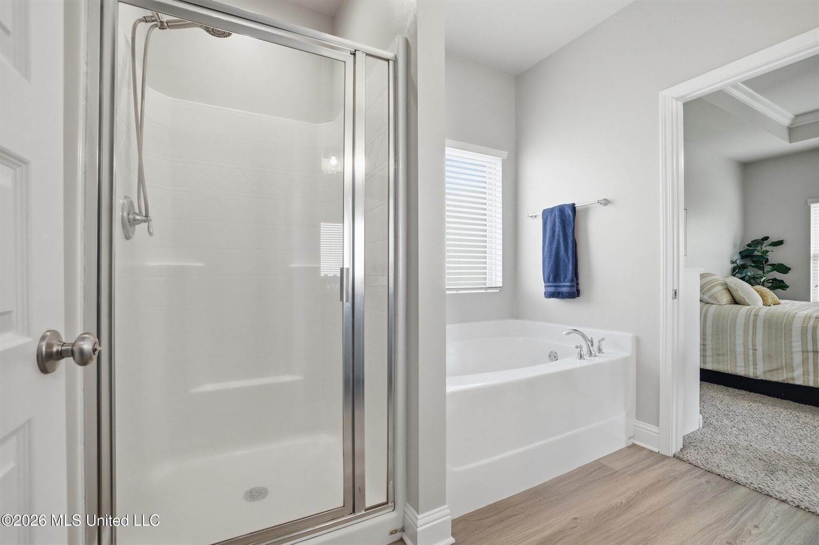 6864 Sweetclover Drive, Ocean Springs, MS 39564