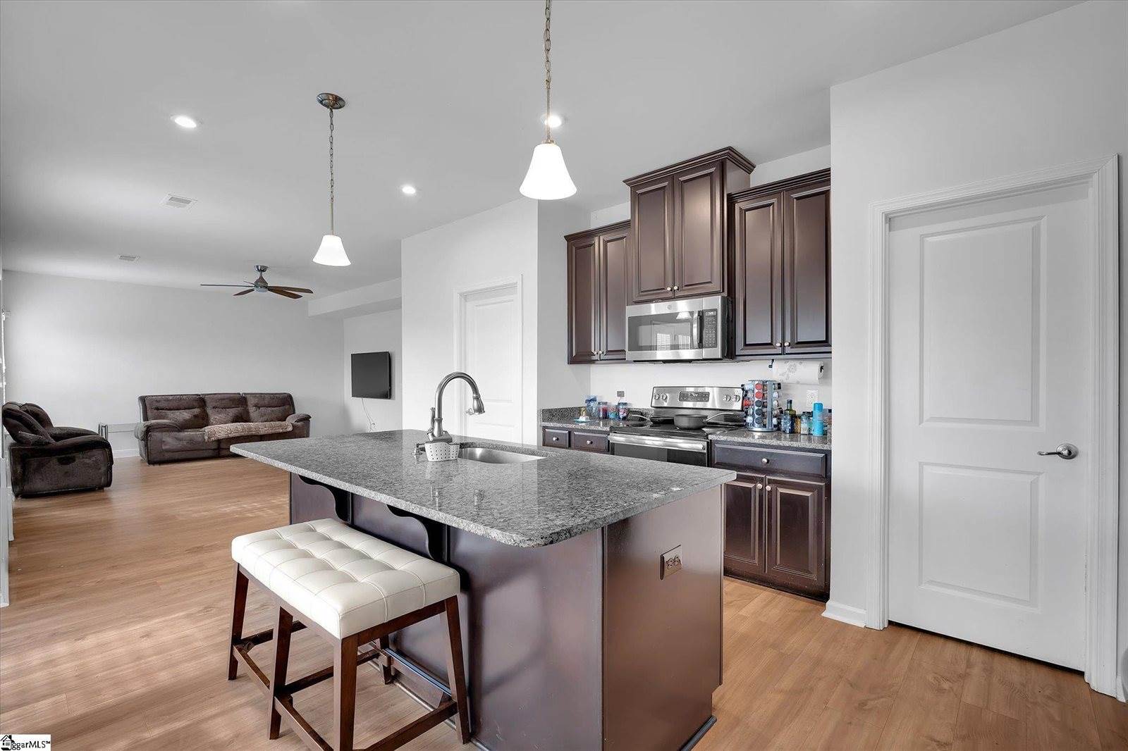 529 Bucklebury, Greer, SC 29651