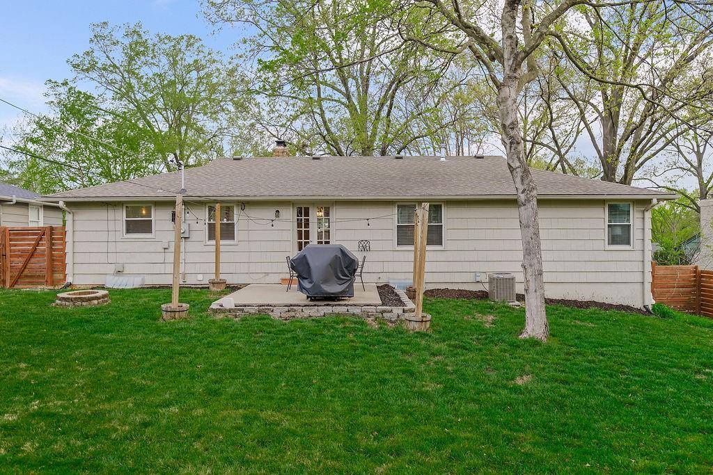 5705 West 78th Street, Prairie Village, KS 66208