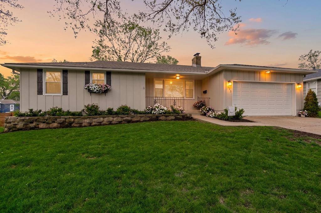 5705 West 78th Street, Prairie Village, KS 66208