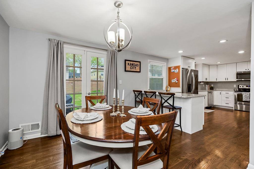 5705 West 78th Street, Prairie Village, KS 66208