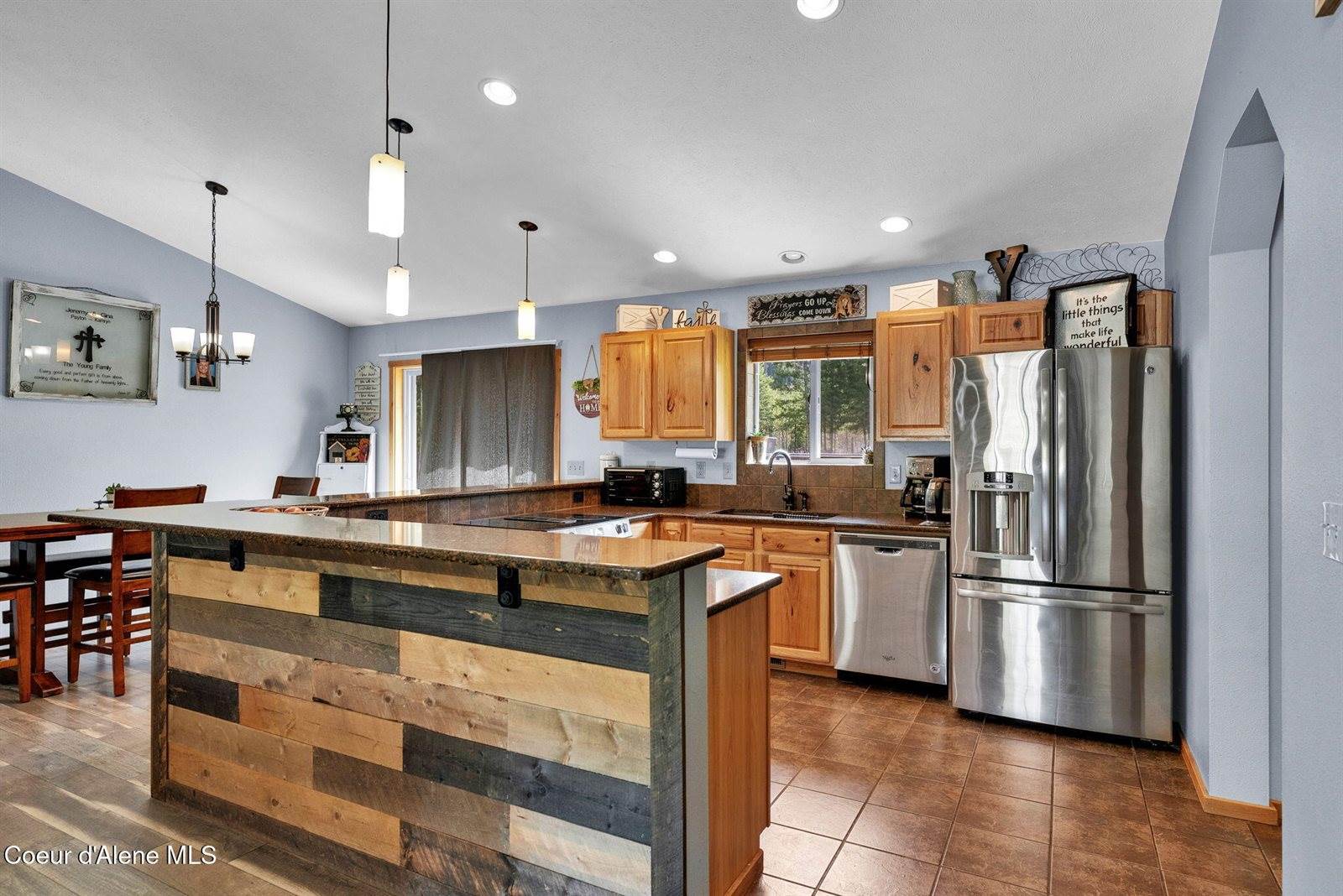 181 East Deer Meadow Ln, Blanchard, ID 83804