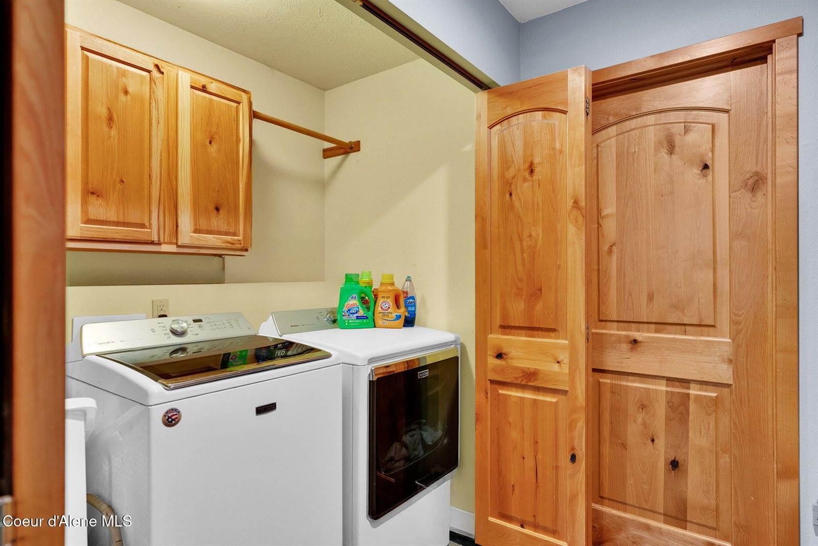 181 East Deer Meadow Ln, Blanchard, ID 83804