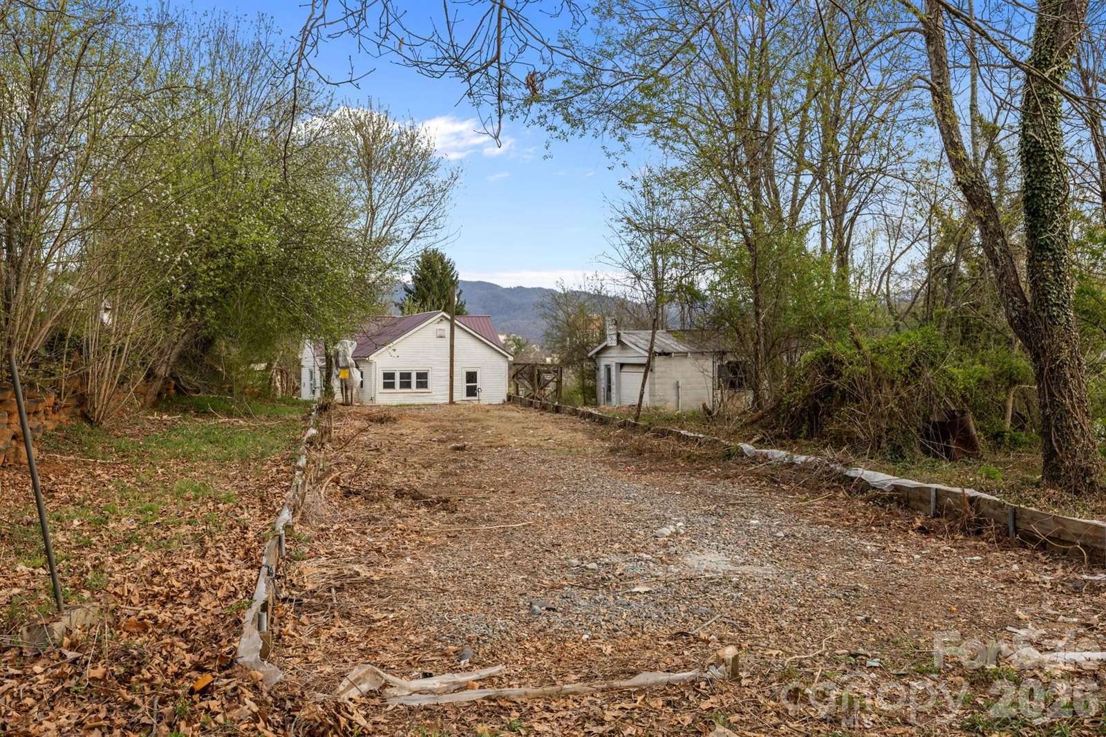 161 Pandora Circle, Canton, NC 28716