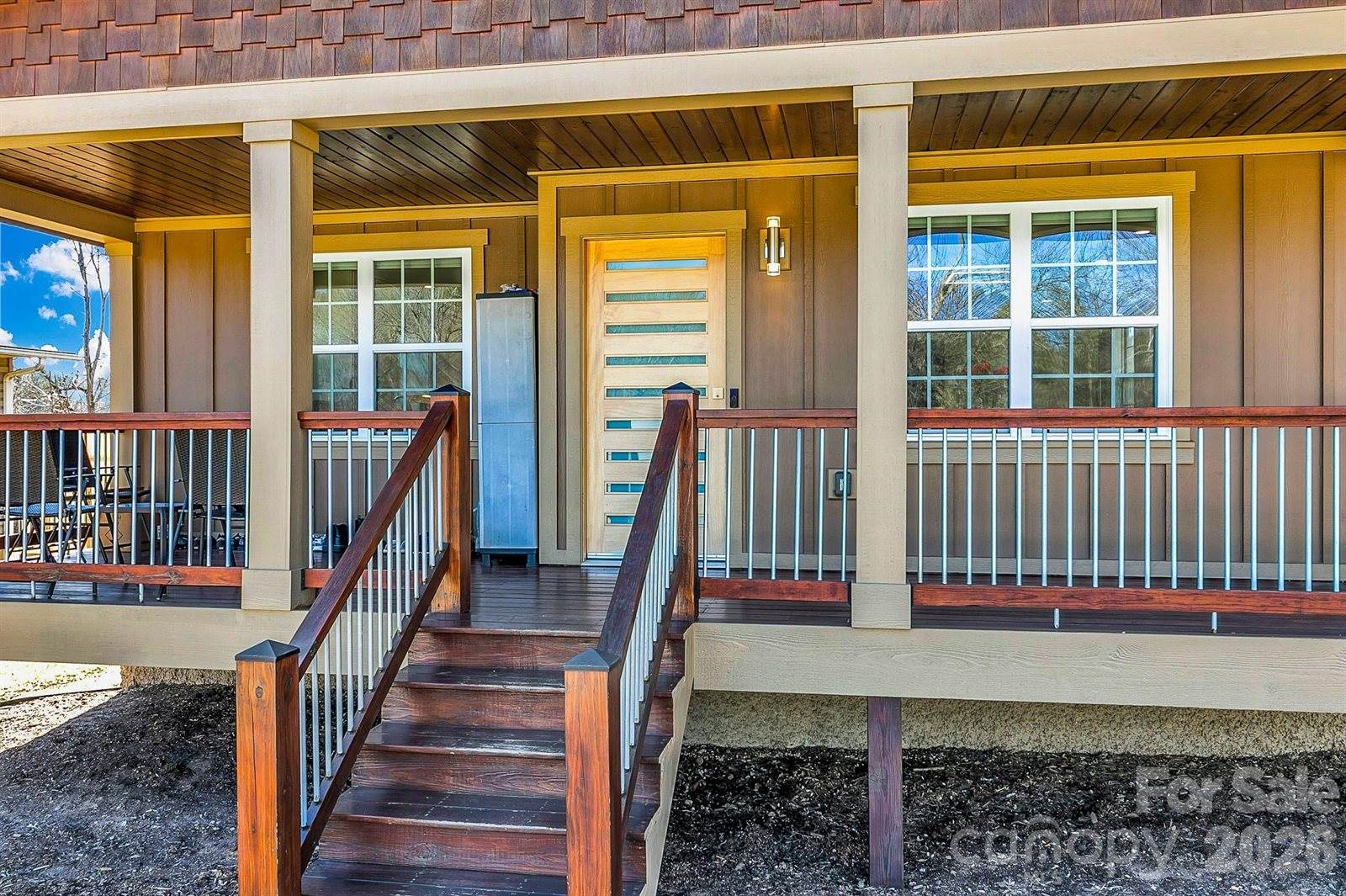 215 East Oakview Road, Asheville, NC 28806