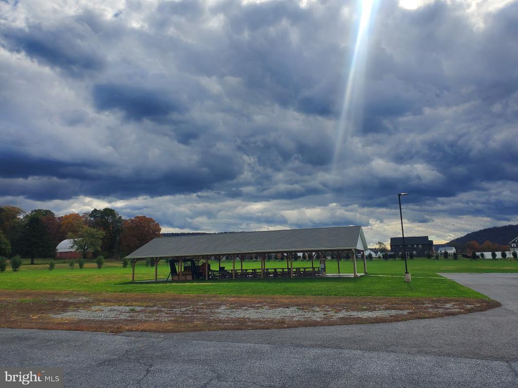 Tannin Way, Dauphin, PA 17018