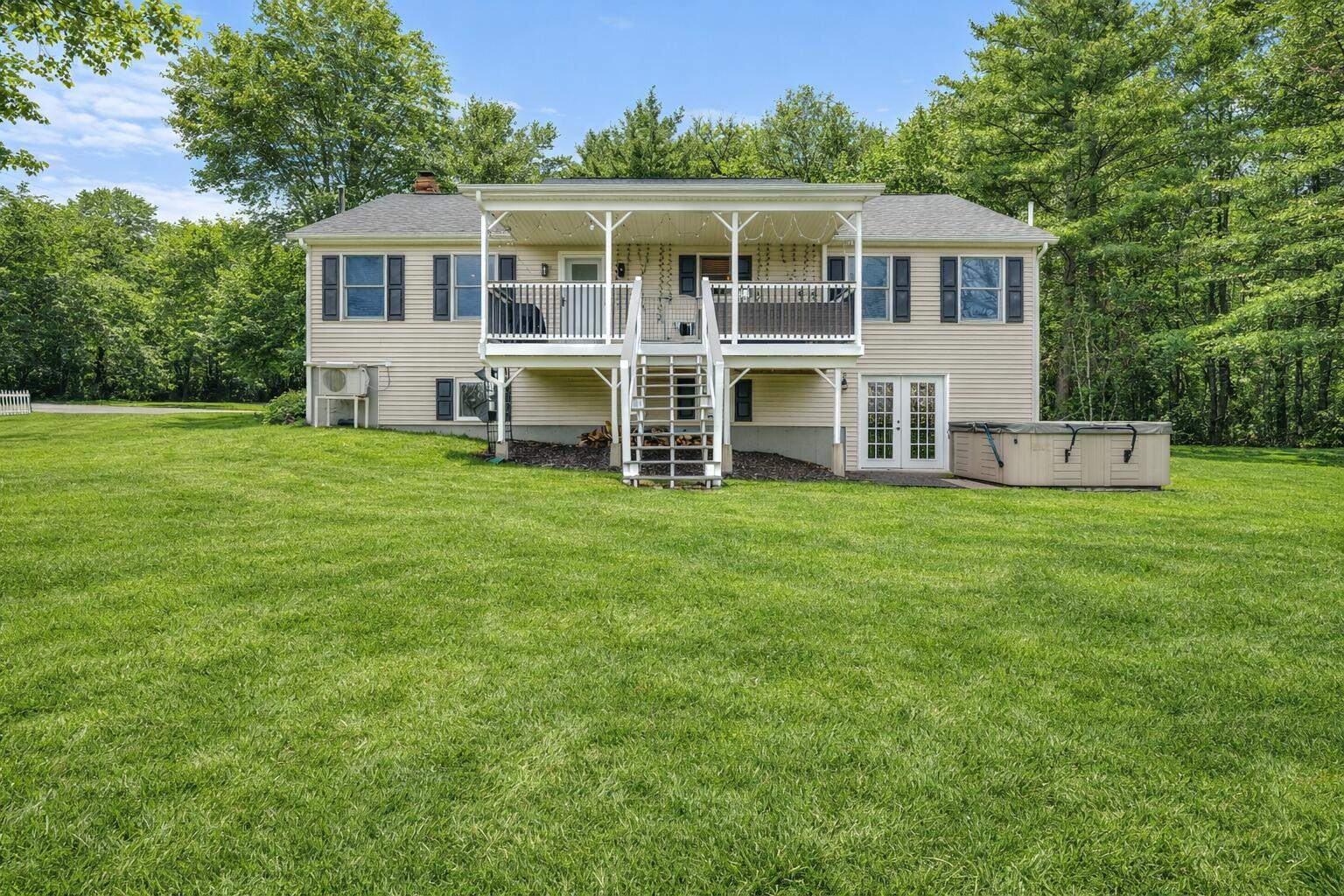 141 Kittredge Road, Bangor, ME 04401