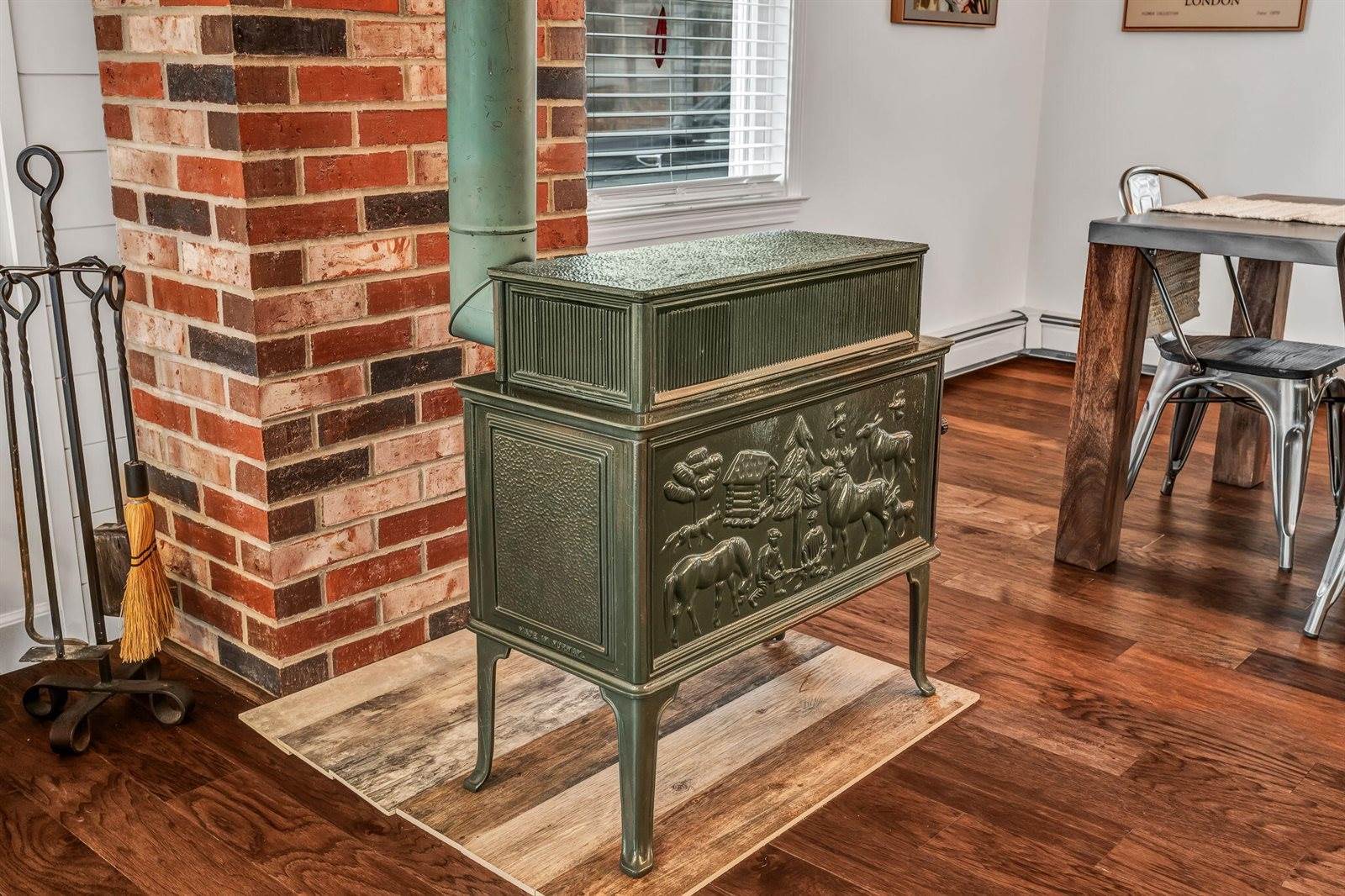 141 Kittredge Road, Bangor, ME 04401