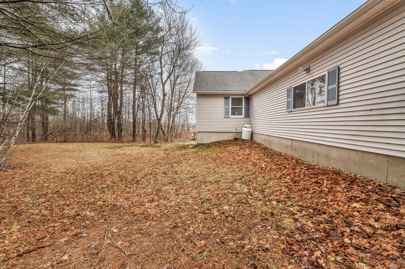 141 Kittredge Road, Bangor, ME 04401