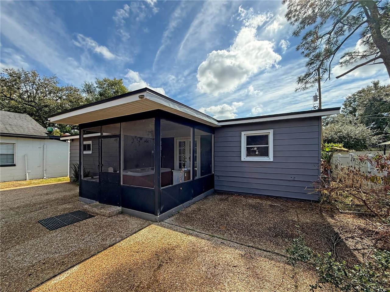 1303 East Muriel Street, Orlando, FL 32806