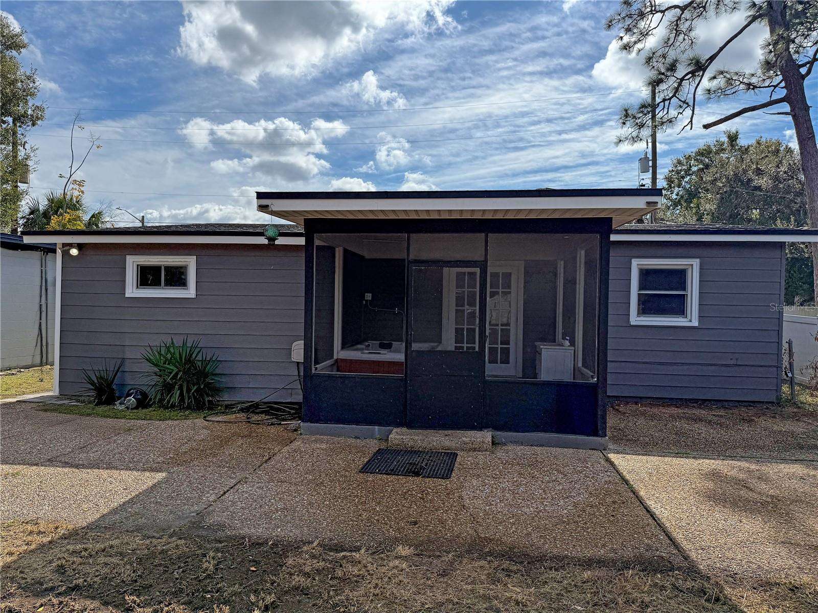 1303 East Muriel Street, Orlando, FL 32806