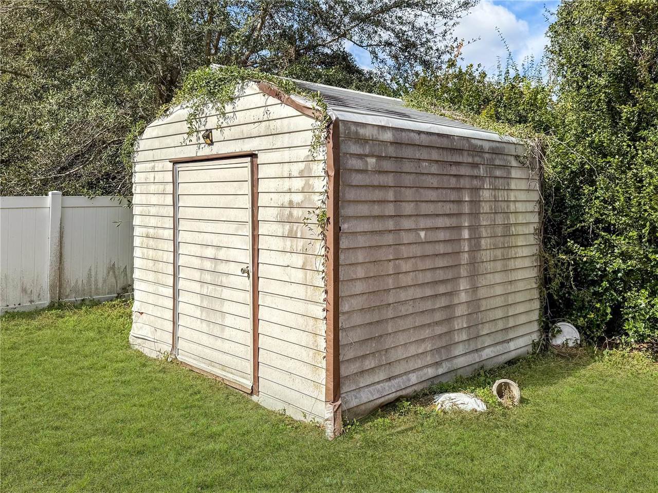 1303 East Muriel Street, Orlando, FL 32806