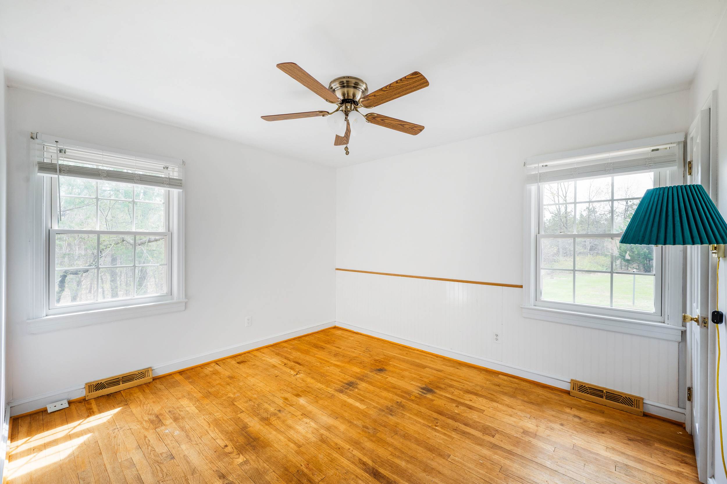 733 Oakville Rd, Appomattox, VA 24522