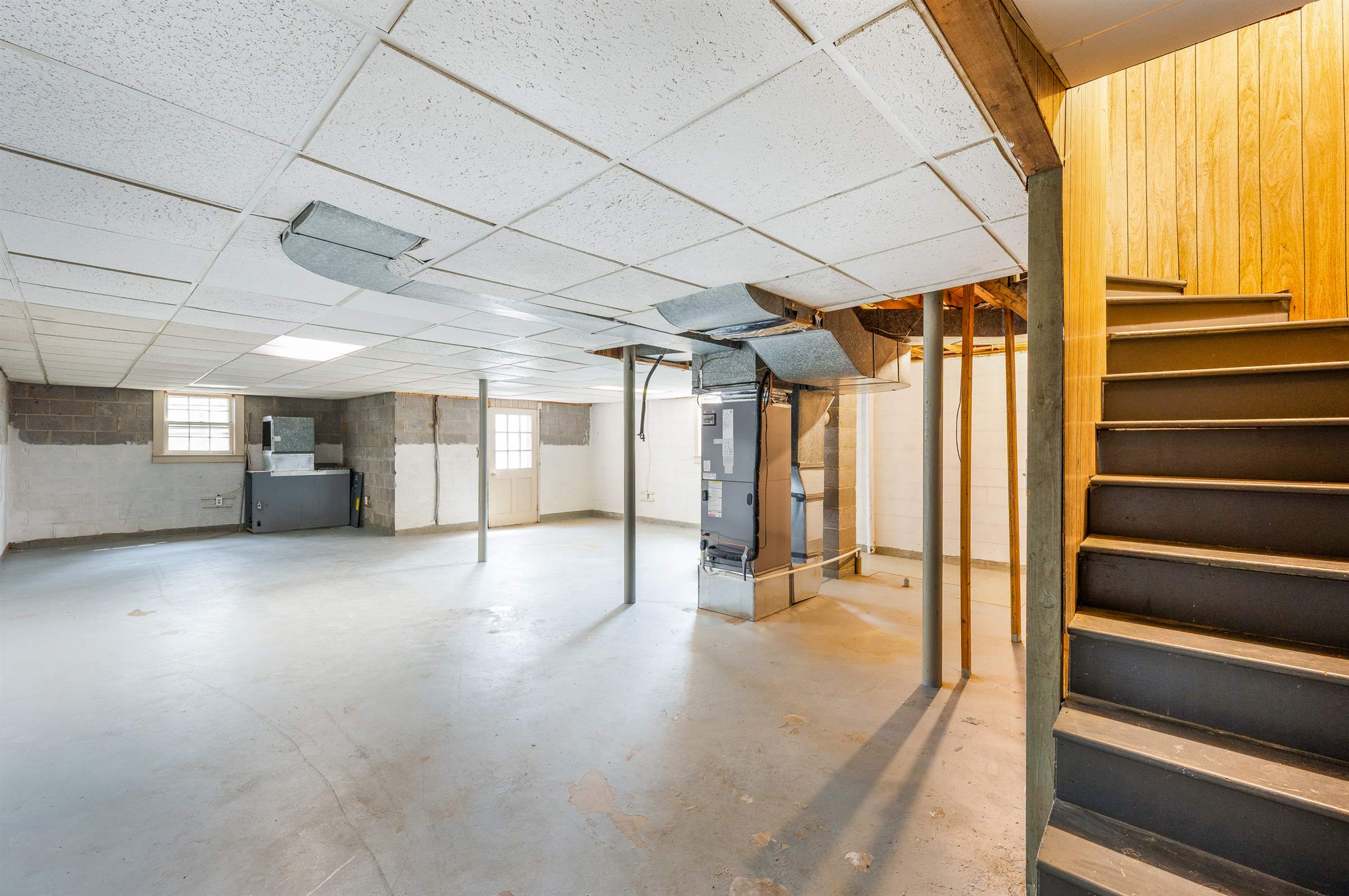 733 Oakville Rd, Appomattox, VA 24522