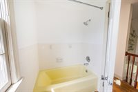 733 Oakville Rd, Appomattox, VA 24522