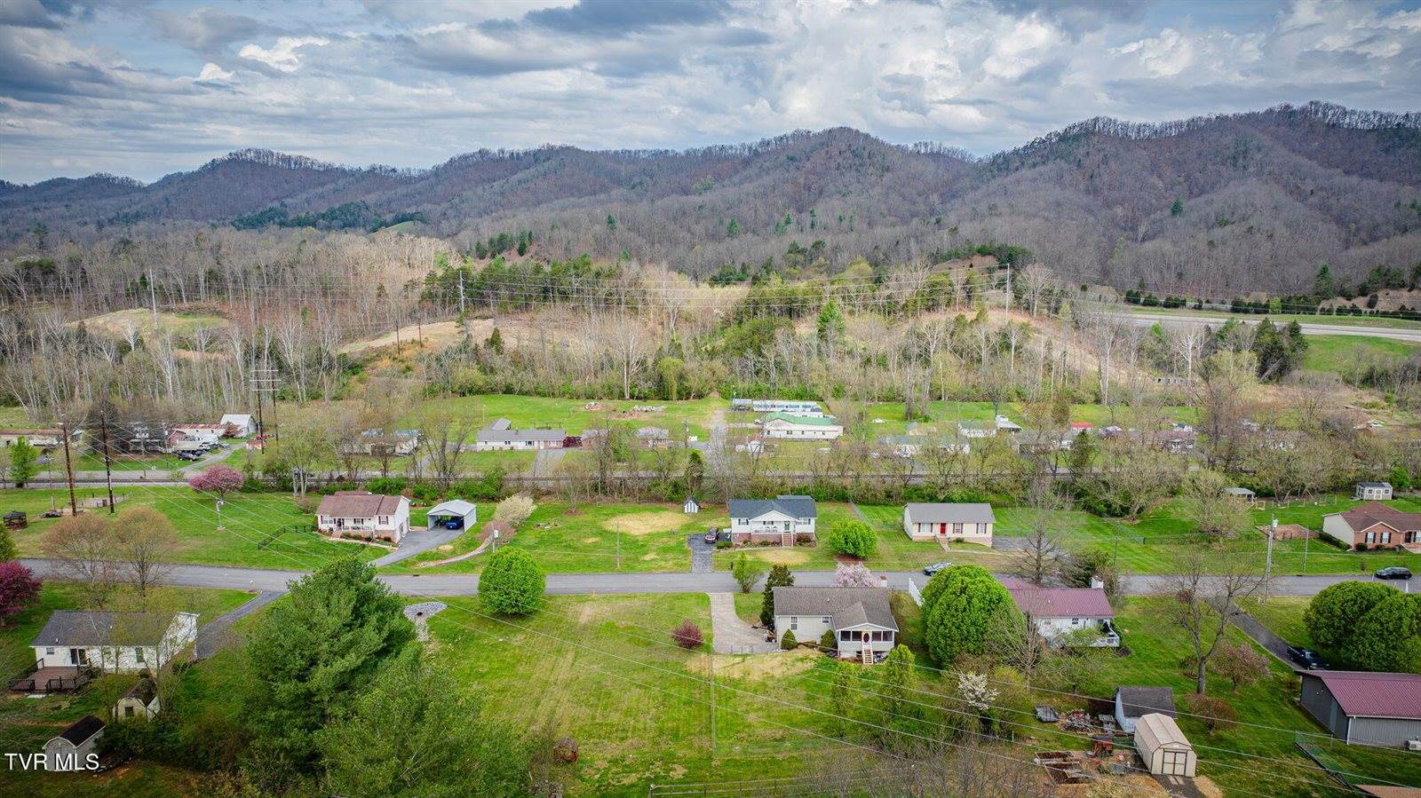 216 Lindas Way, Bristol, TN 37620