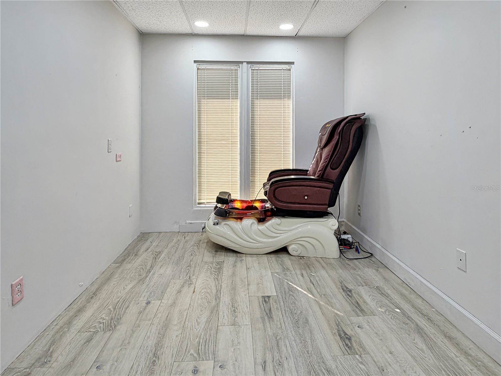 4131 University Boulevard South, Jacksonville, FL 32216