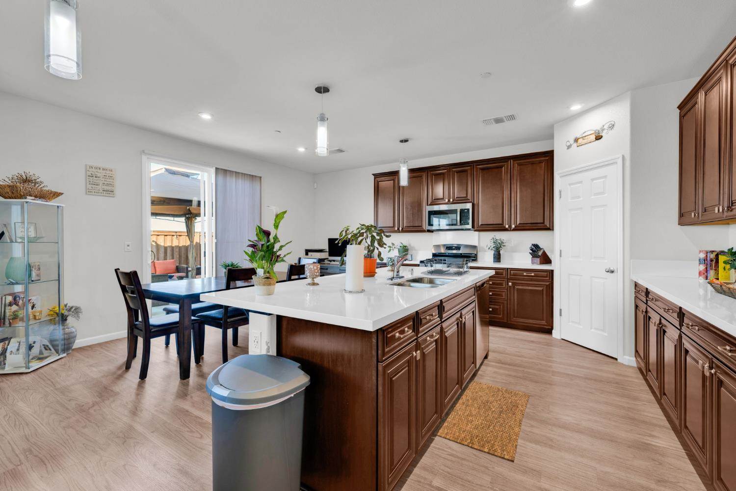 9633 Respect Drive, Sacramento, CA 95829