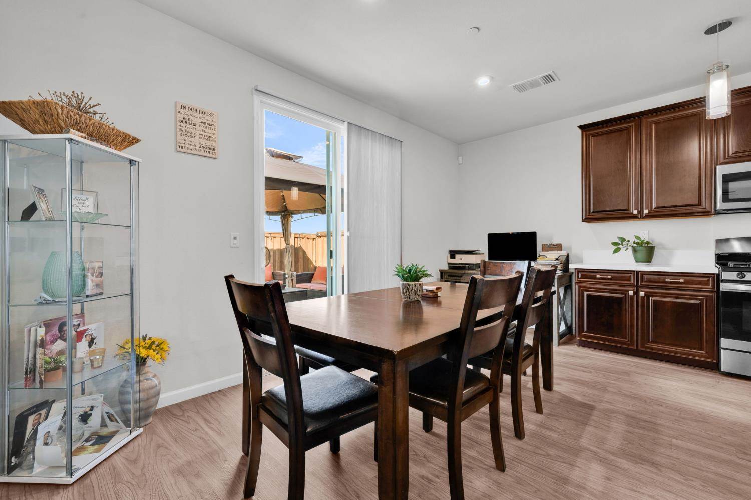 9633 Respect Drive, Sacramento, CA 95829