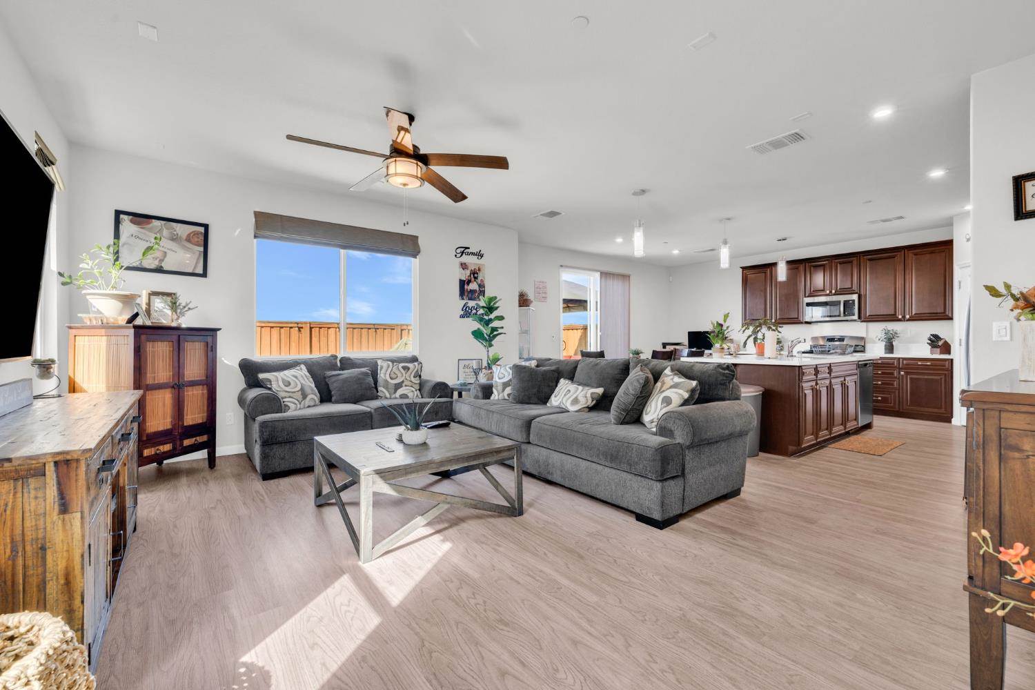 9633 Respect Drive, Sacramento, CA 95829