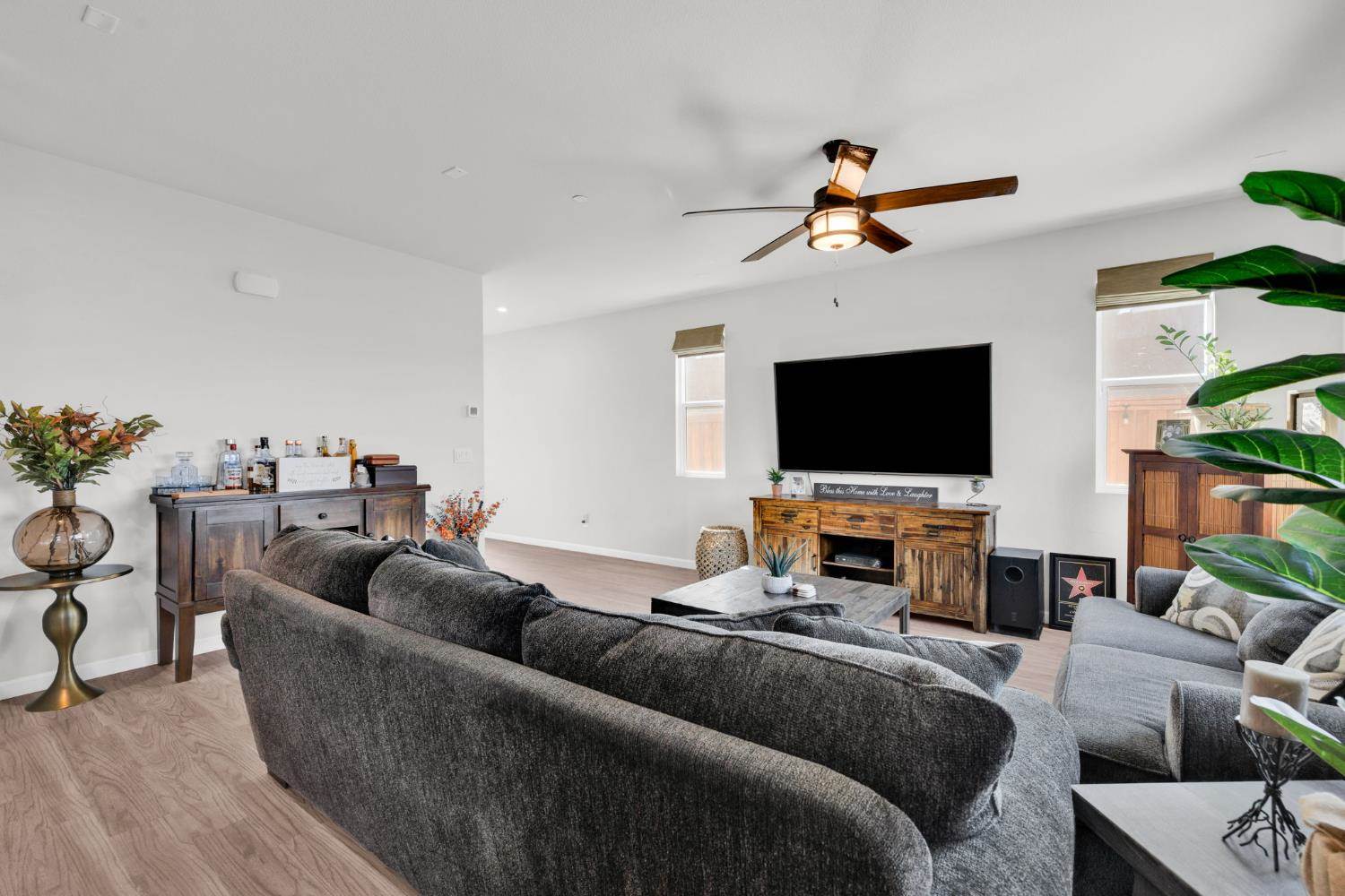 9633 Respect Drive, Sacramento, CA 95829