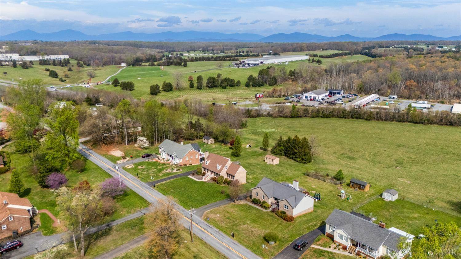 939 Alum Springs Road, Forest, VA 24551