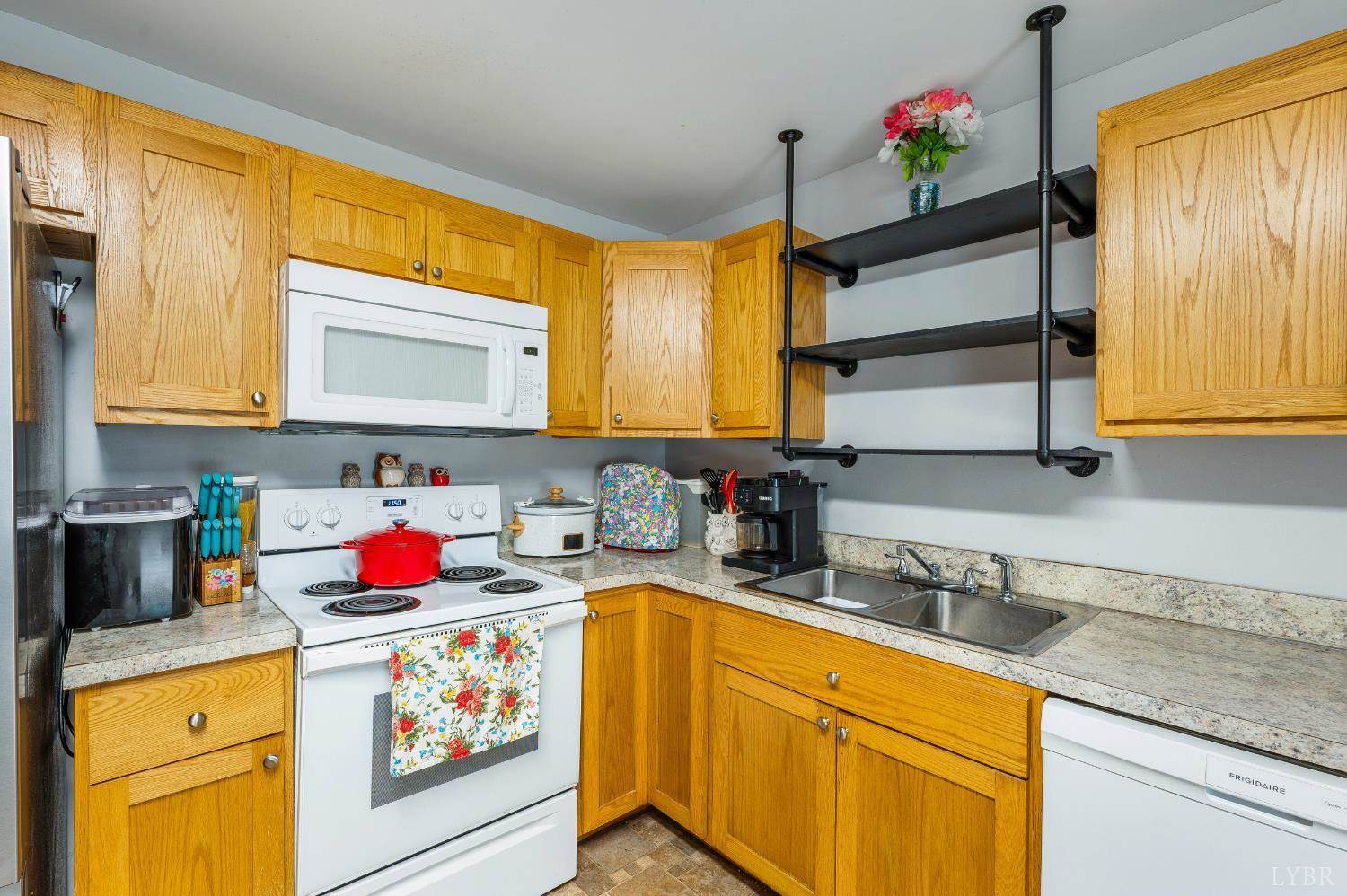 219 Pleasant Street, #354, Lynchburg, VA 24501