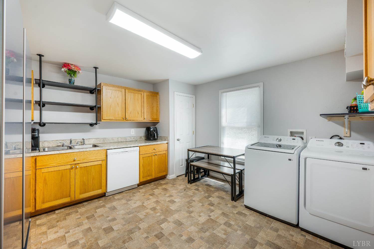 219 Pleasant Street, #354, Lynchburg, VA 24501