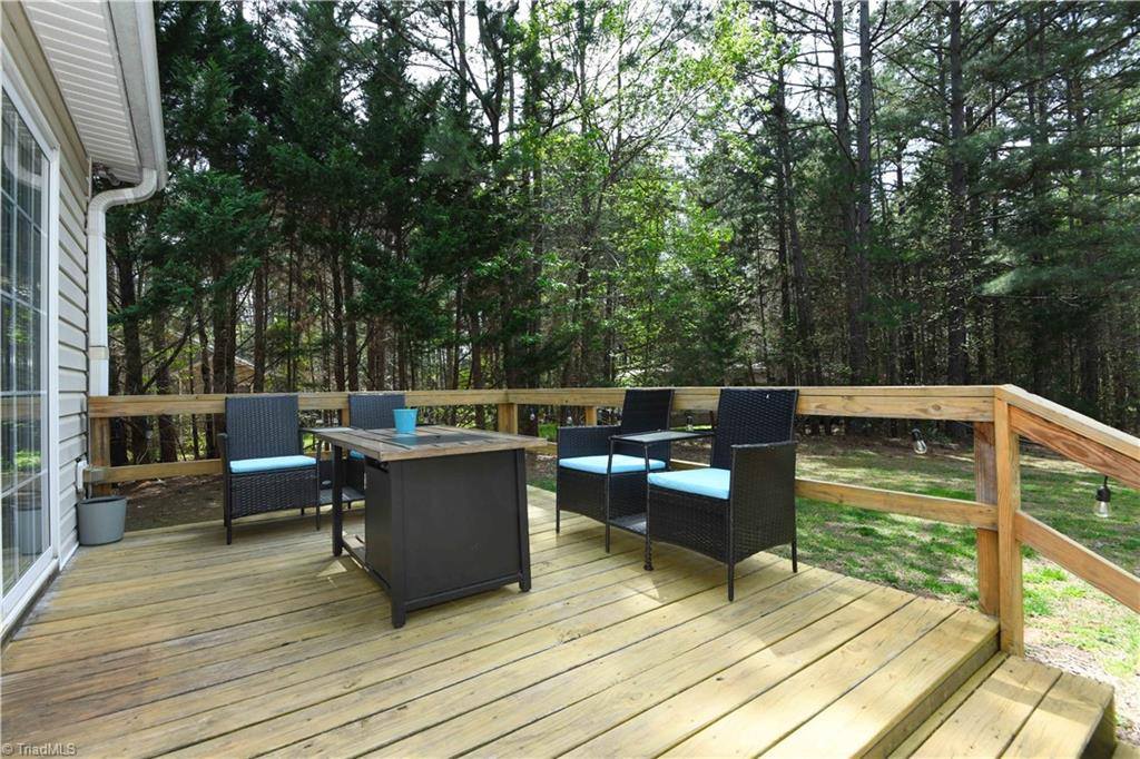 593 Dynasty Drive, Asheboro, NC 27205