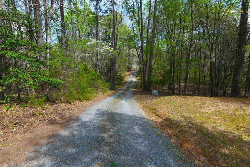 593 Dynasty Drive, Asheboro, NC 27205