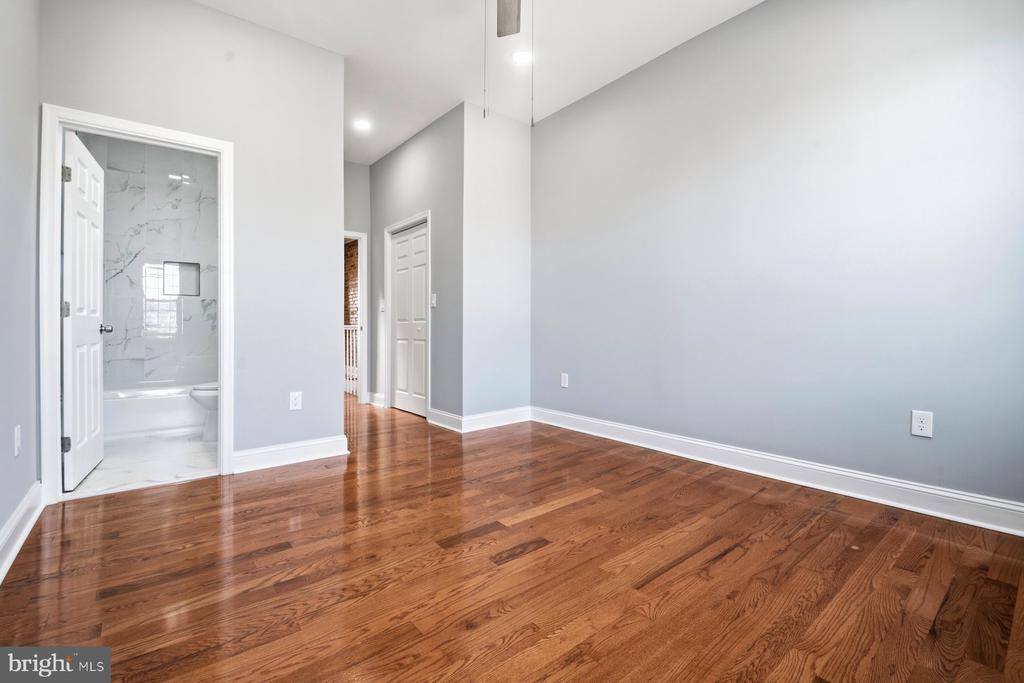 2609 East Madison Street, Baltimore, MD 21205