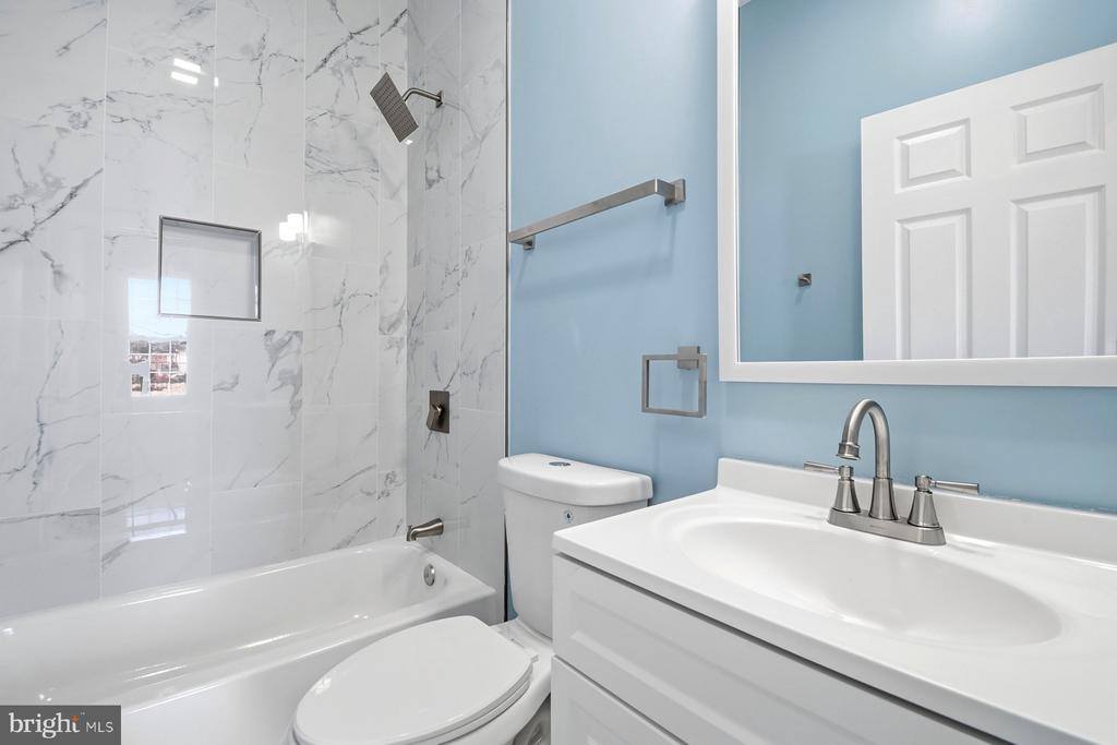 2609 East Madison Street, Baltimore, MD 21205