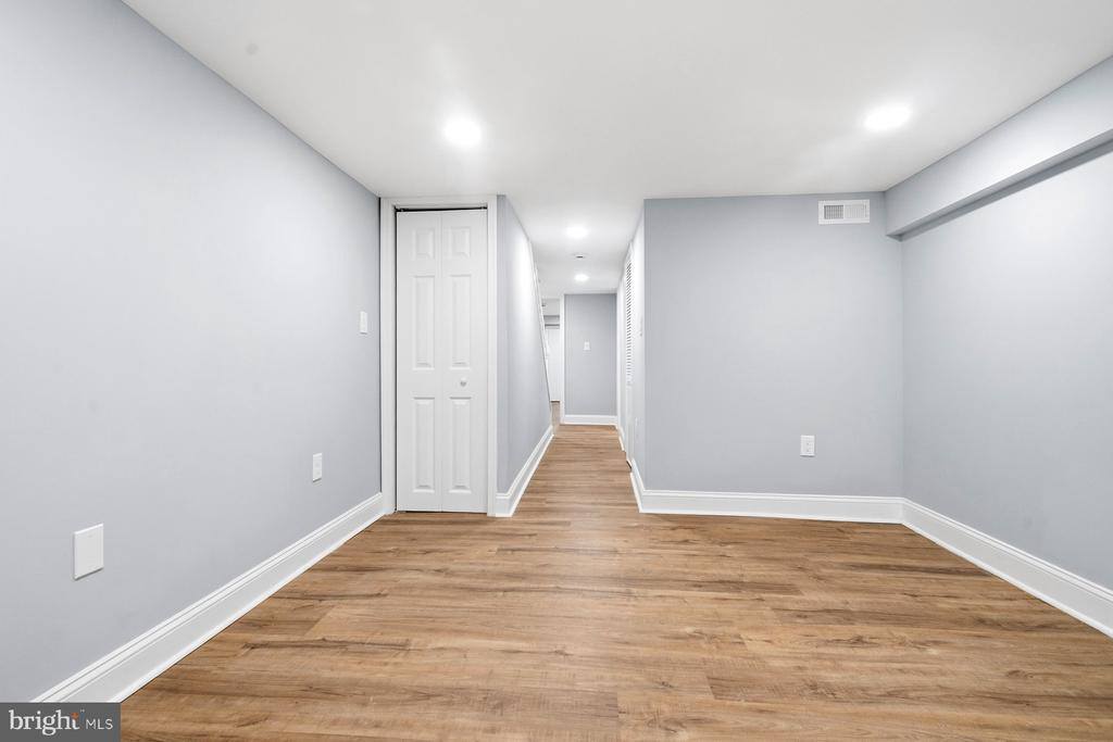 2609 East Madison Street, Baltimore, MD 21205