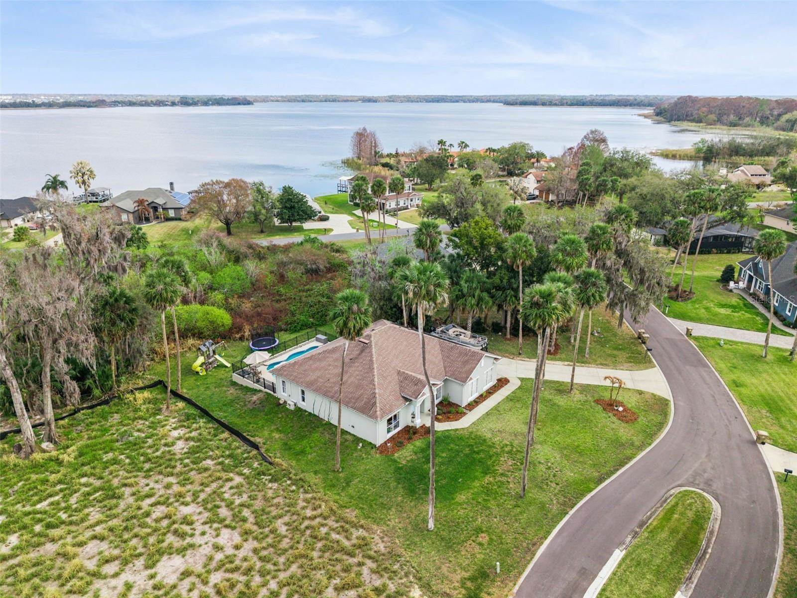 16805 Beauclaire Court, Tavares, FL 32778