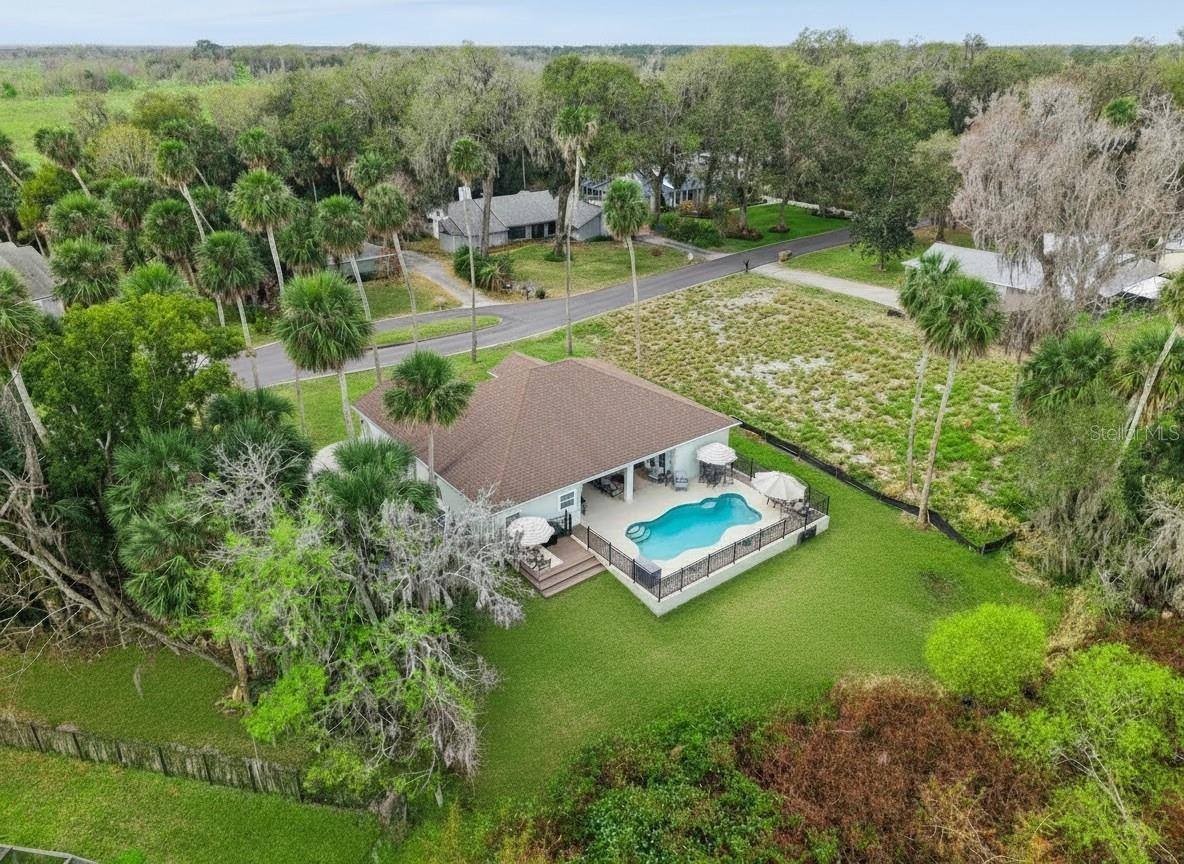16805 Beauclaire Court, Tavares, FL 32778