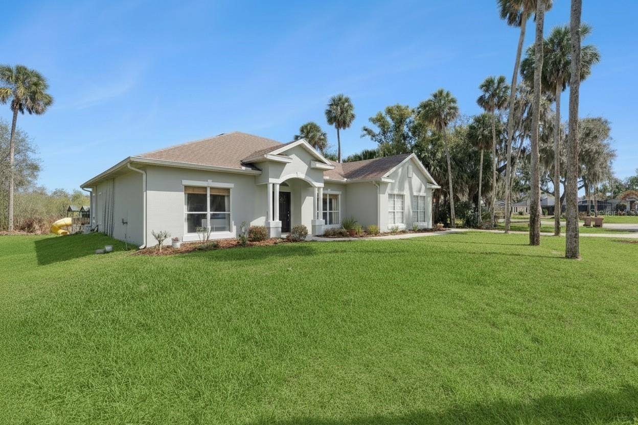 16805 Beauclaire Court, Tavares, FL 32778