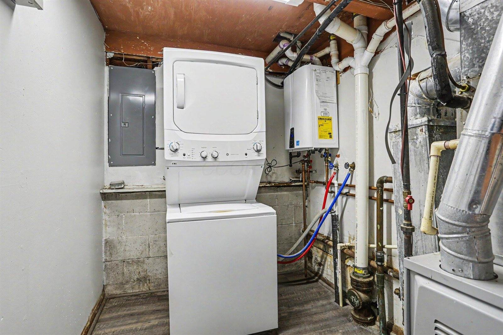 3114 Fairwood Avenue, Columbus, OH 43207