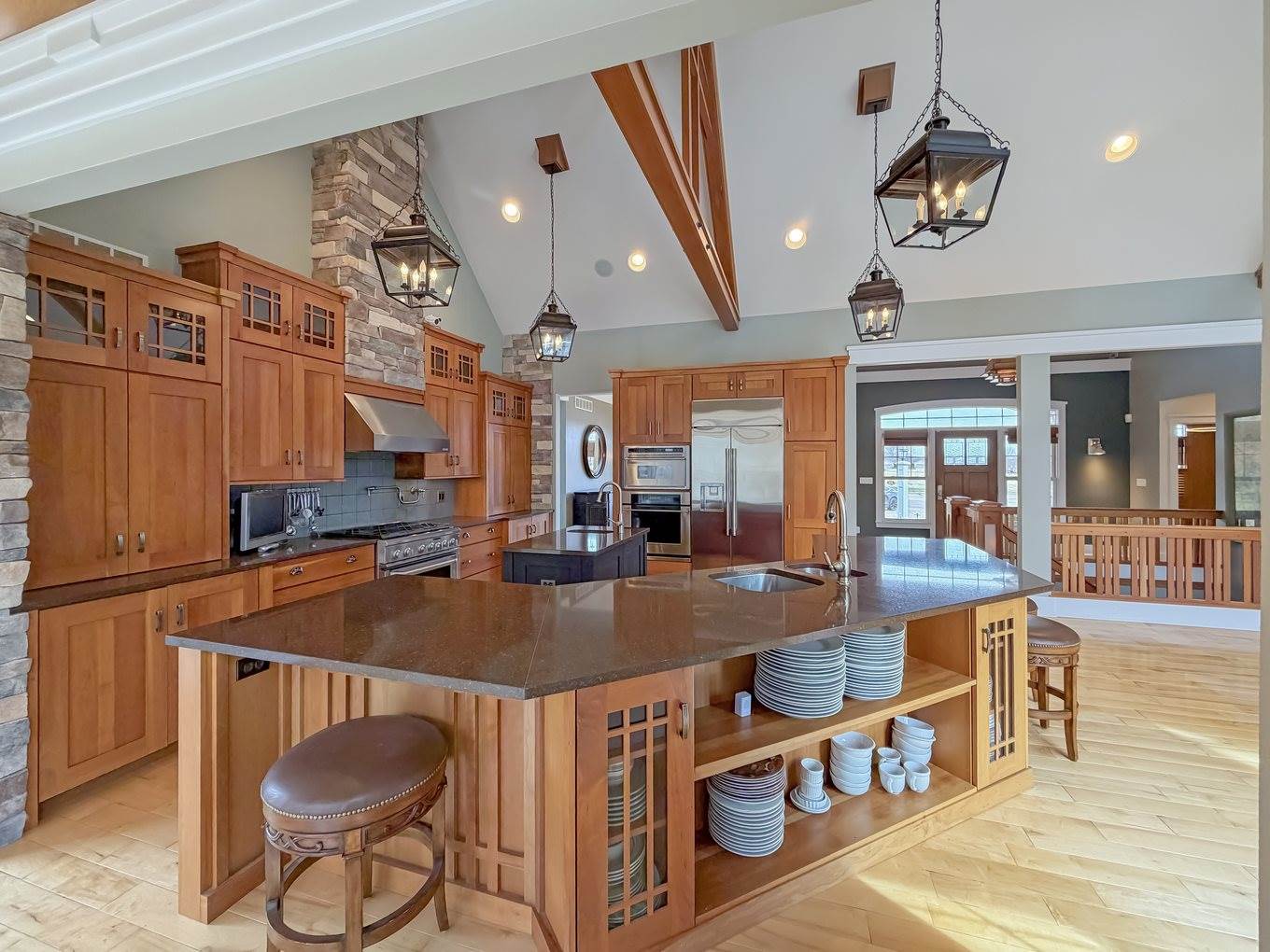 1121 Lawn Place, Freeport, IL 61032